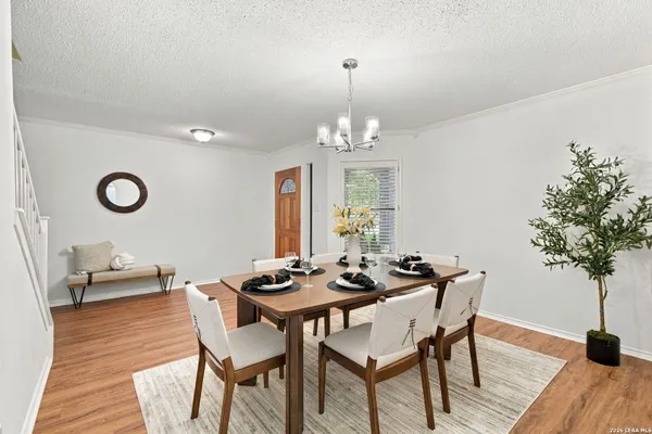 2310 CREEKSIDE BND