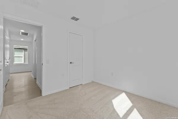 3914 HARRISBURG CV