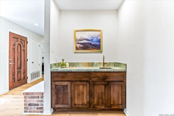 1715 ENCINO CRST