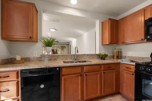 12507 DESERT PALM