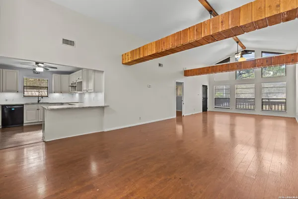 104 DOROTHY ST