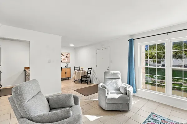 8702 VILLAGE DR 103