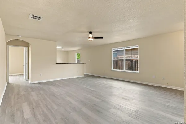 5659 FOREST CYN