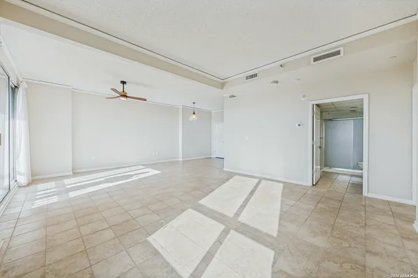 1 TOWERS PARK LN 1110