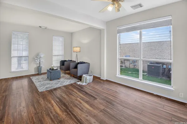 21502 RIO COMAL