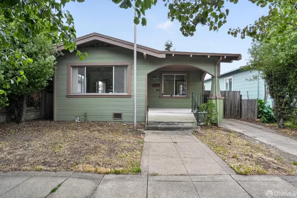 715 MARIPOSA AVE