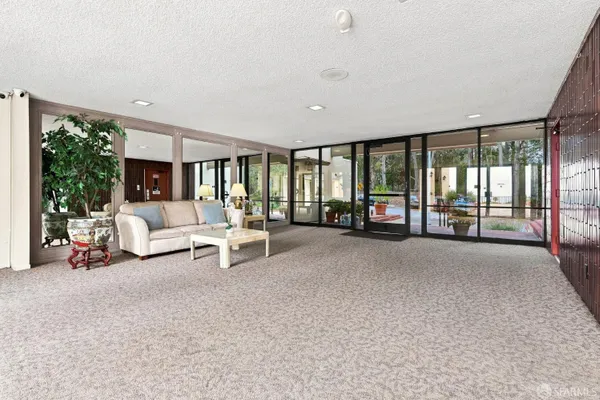 380 VALLEJO DR 126