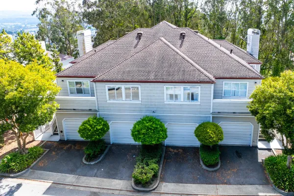 495 MOUNTAIN VIEW DR 2