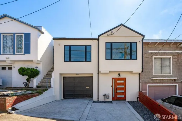 15 SHIELDS ST