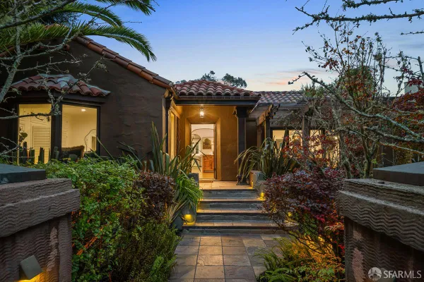 35 VENTURA AVE