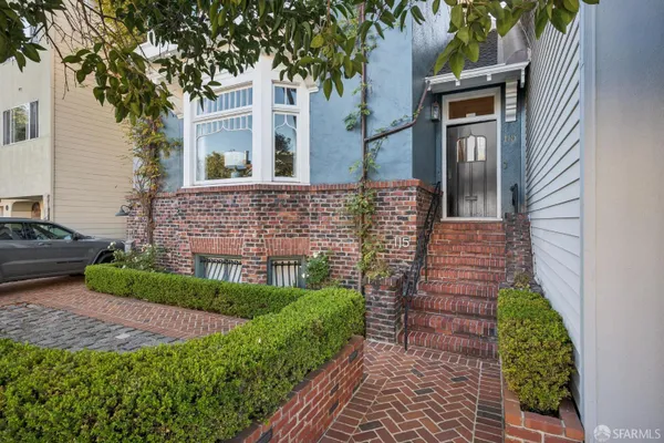 115 PALM AVE