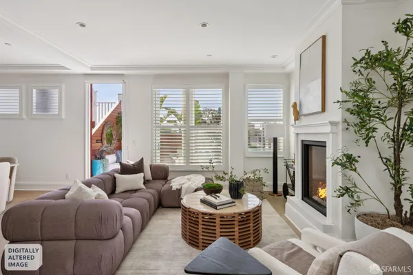 323 7TH AVE