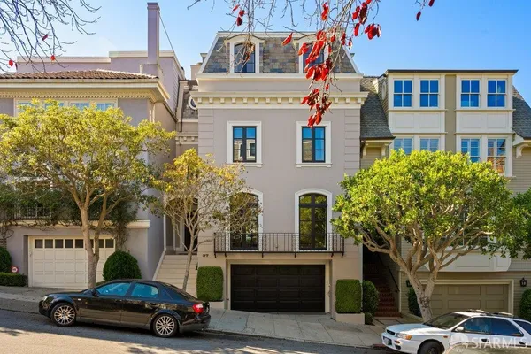 37 WALNUT ST