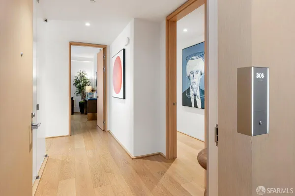 1 STEUART LN 405