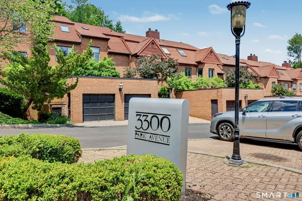 3300 PARK AVE 33