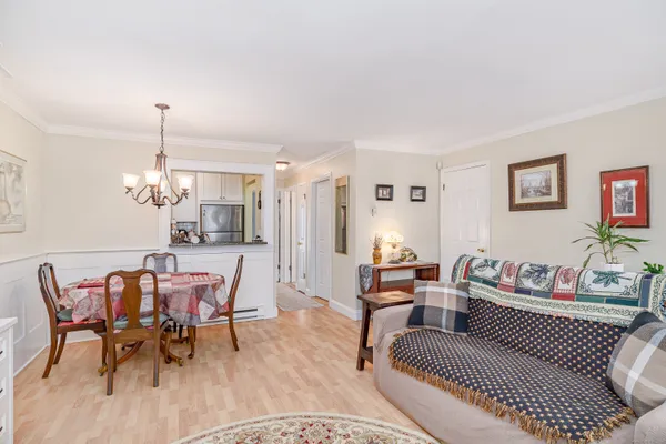 2A JEANETTE ST 19