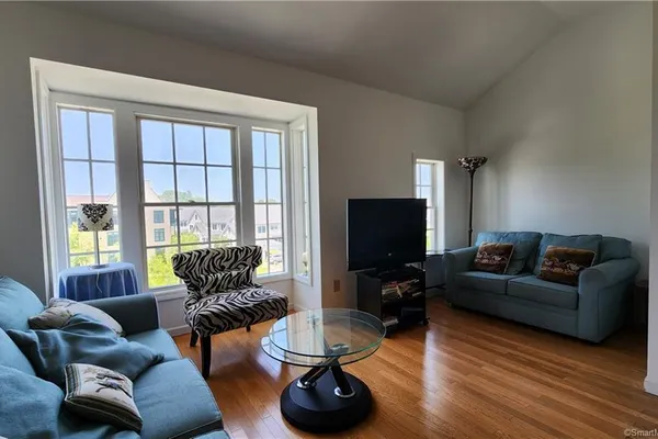 38 HOPE ST 26