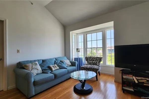 38 HOPE ST 26
