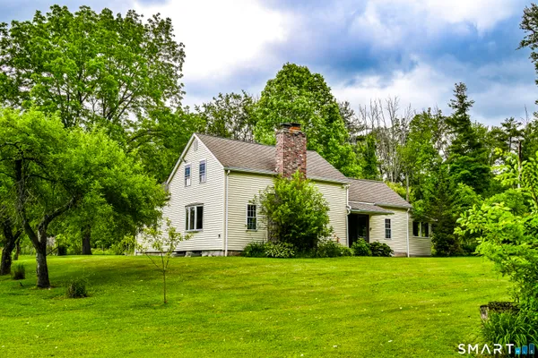 136 LOWER RD