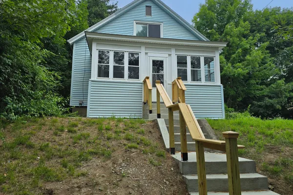 119 MERCHANTS AVE