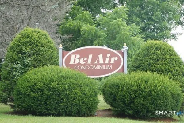98 BELAIR DR 98
