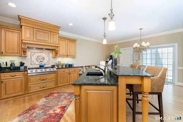 14 BILLINGSGATE DR 14