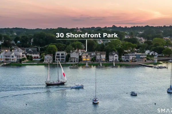 30 SHOREFRONT PARK