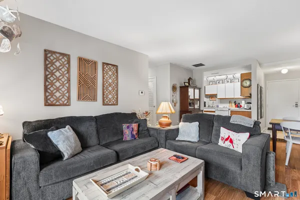 75 WASHINGTON AVE 2-105