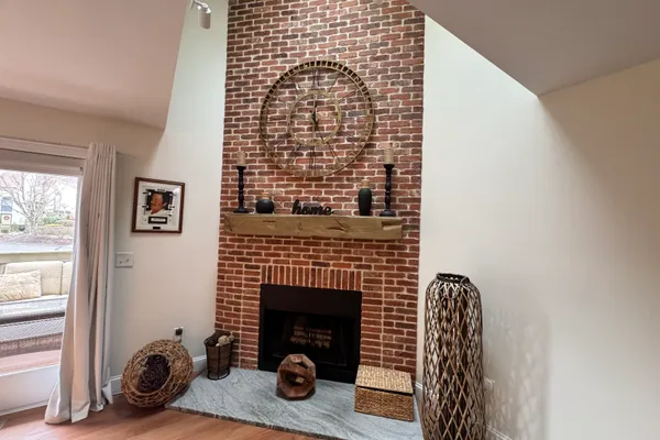 12 SPINDLE HILL RD 8G