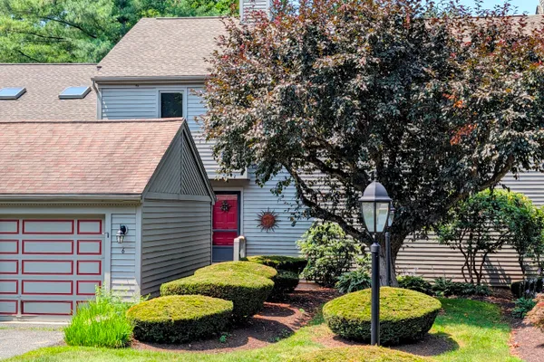 6 LEDGEWOOD DR 6