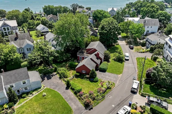 14 MERIDIAN RD