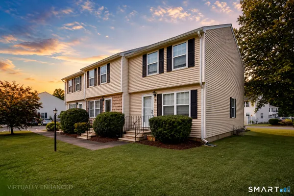 4 MULBERRY LN 4