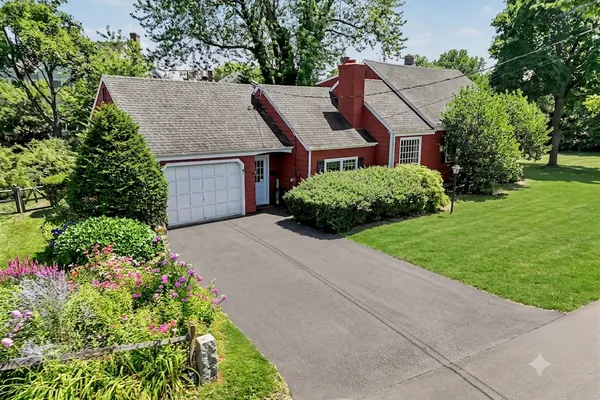 14 MERIDIAN RD