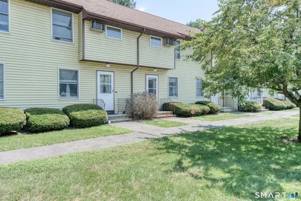 268 HARTFORD TPKE F3