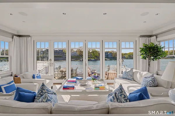 57 ROWAYTON AVE