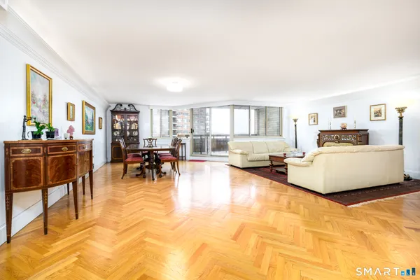 143 HOYT ST 7F/7G