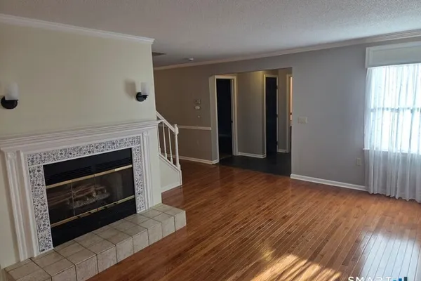 319 THOMASTON RD 106
