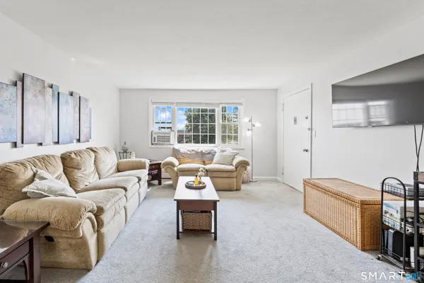 245 CHERRY AVE D24