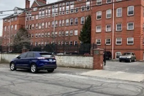 75 WHEELER AVE 205