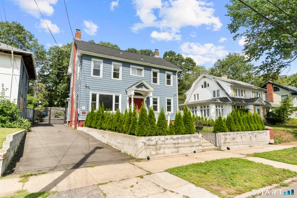 476 NORTON PKWY