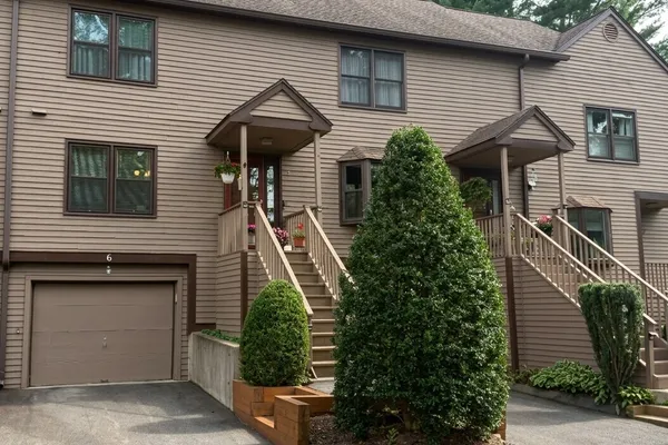 6 JUNIPER CIR 6