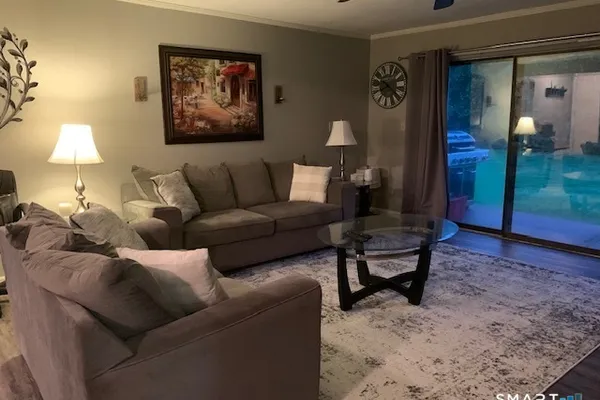 129 CANDLEWOOD DR 129