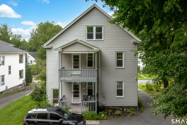 785 CORBIN AVE