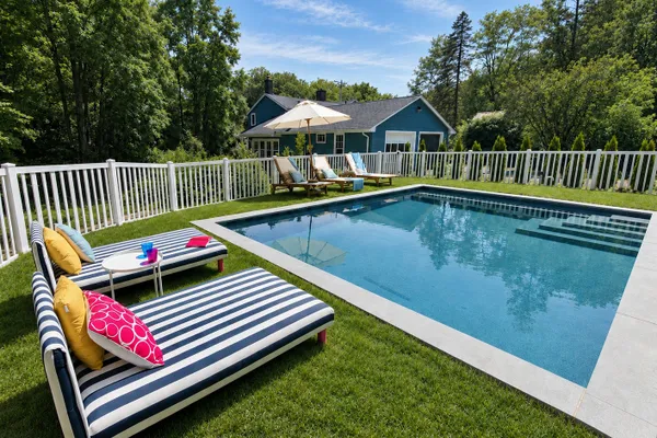 58 MIDDLE HADDAM RD