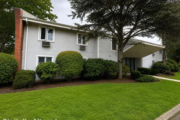 131 FLORENCE RD 2B
