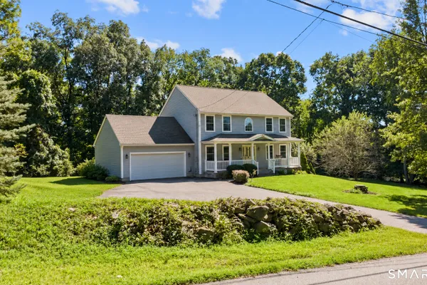 69 PAUTIPAUG HILL RD