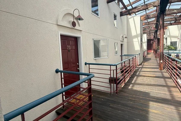 839 MAIN ST 71