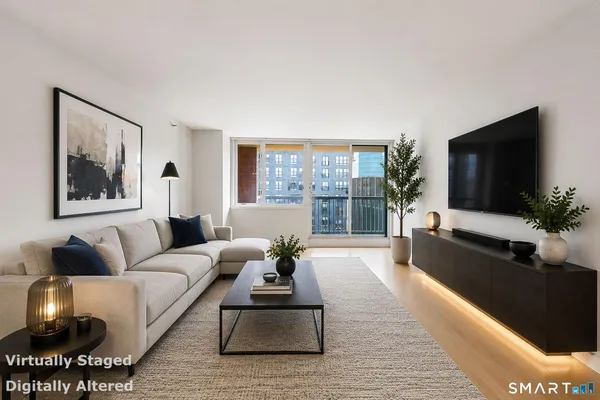 25 FOREST ST 6L