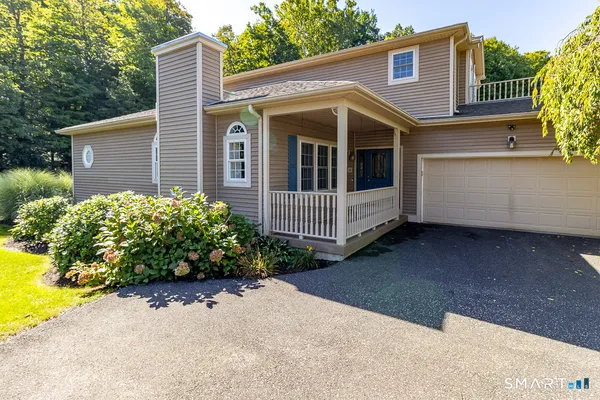 160 HAWTHORNE DR 160
