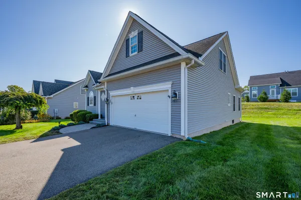 68 RIVER CREST DR 68